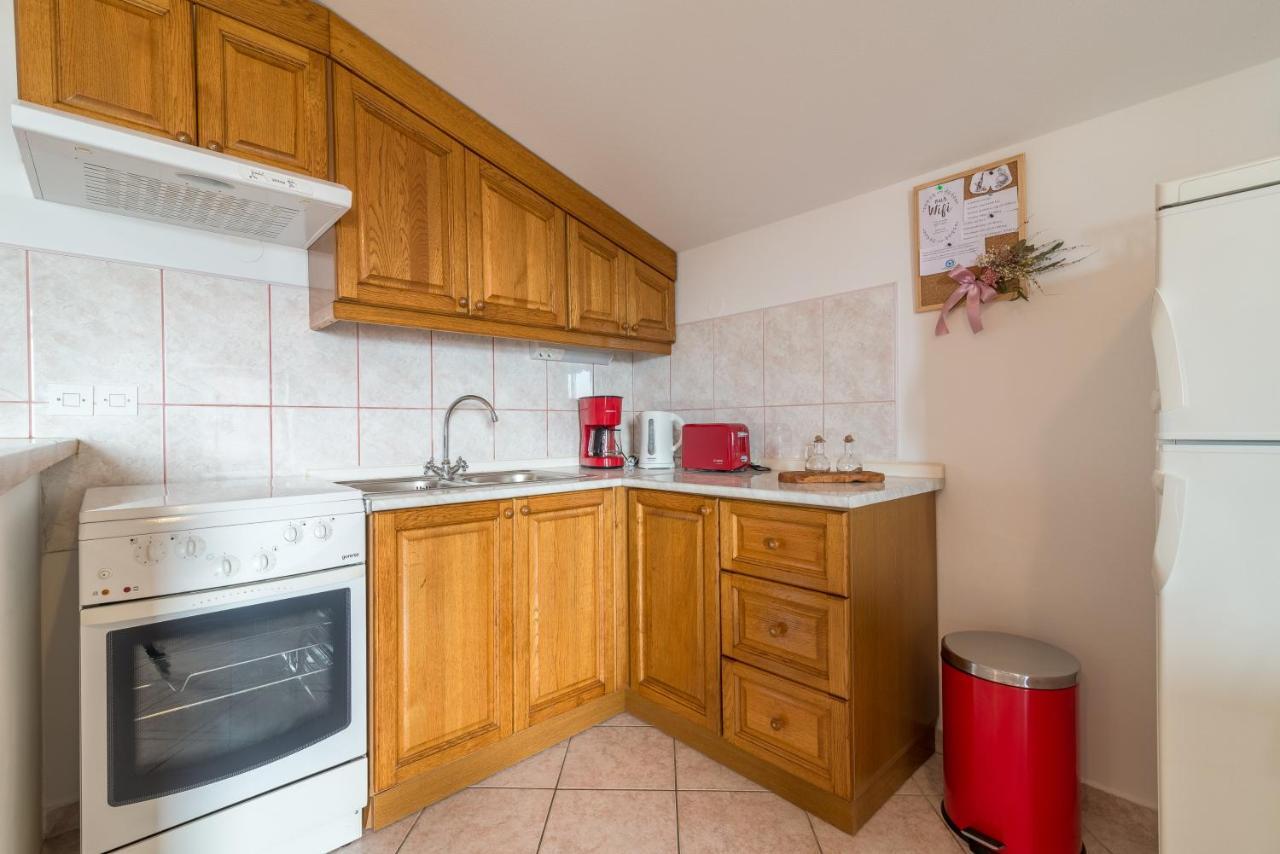 Apartments Bepina ビオグラード・ナ・モル エクステリア 写真